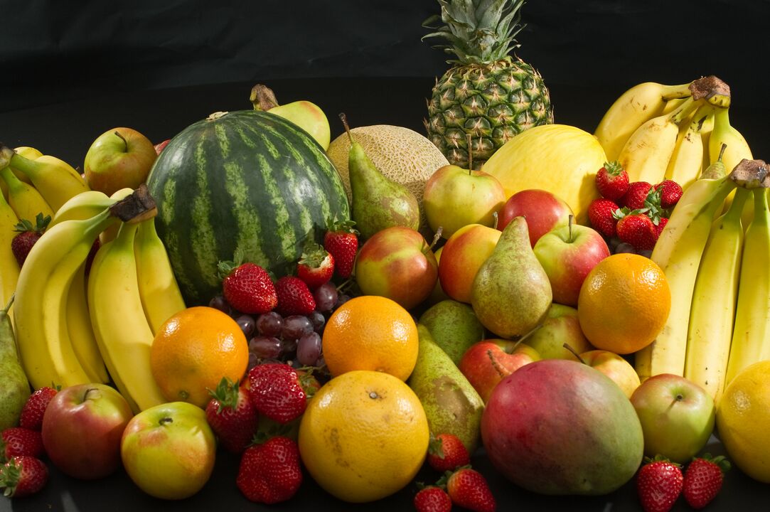 buah-buahan adalah pembawa kompleks vitamin